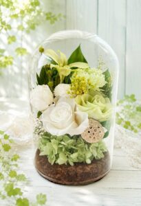 ガラスドームお供え花